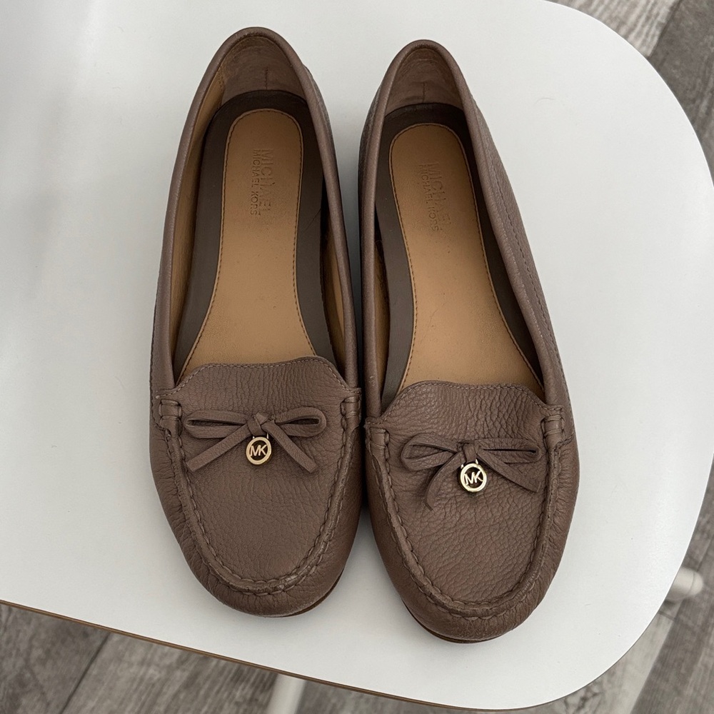 Michael Kors Taupe Leather Loafers for Women